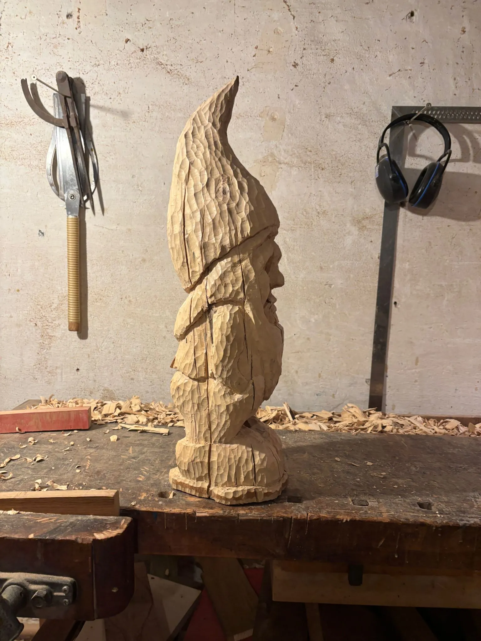 Seiner Gnaden Hofnarr und Ohrflöte, Skulpturen von Werner Gutzler